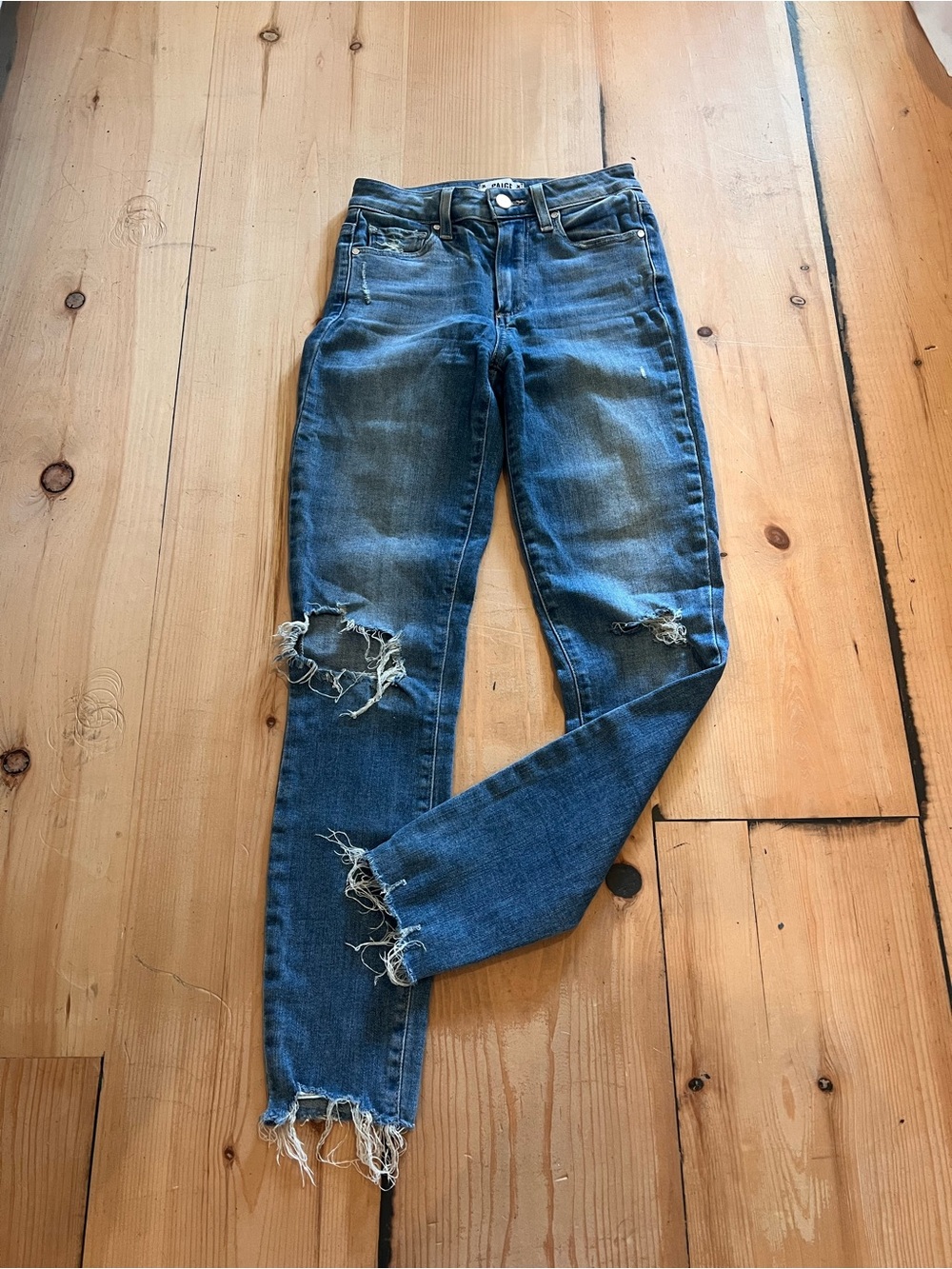 PAIGE Distressed Cropped Ankle Jeans in Medium Blue
